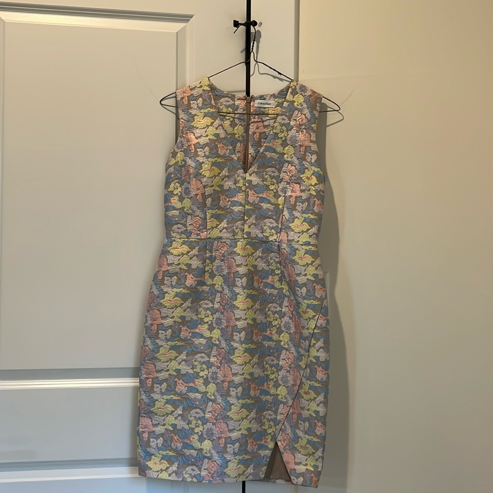 A Calvin Klein dress with texture feeling.  Pastel colors.   Very good condition